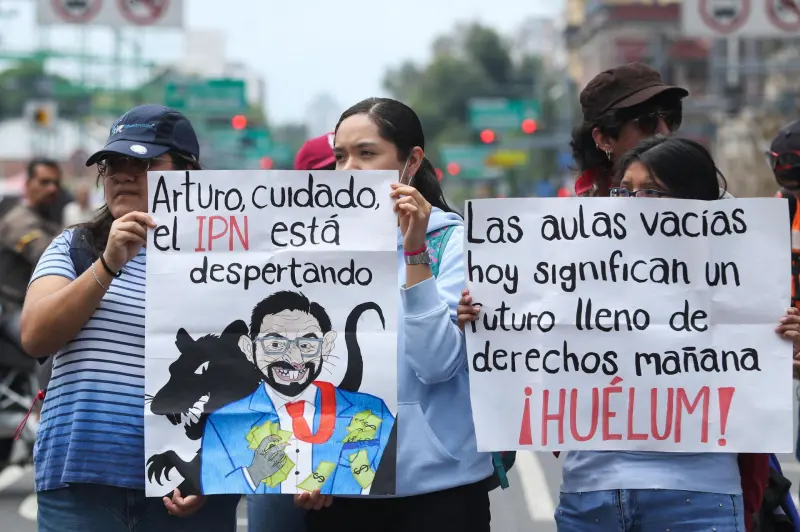 Rabia en el Politécnico; confusión en la UNAM