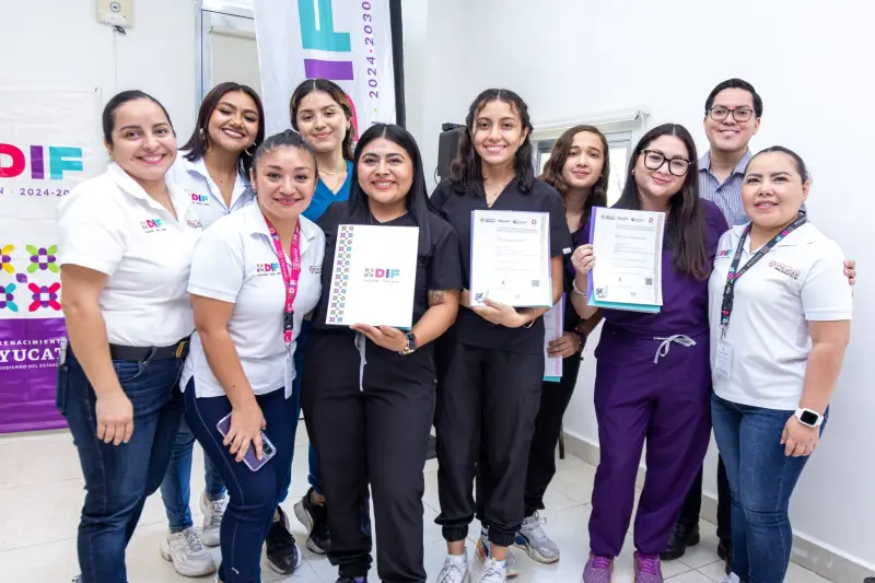 DIF Yucatán certifica a servidores públicos en competencias laborales