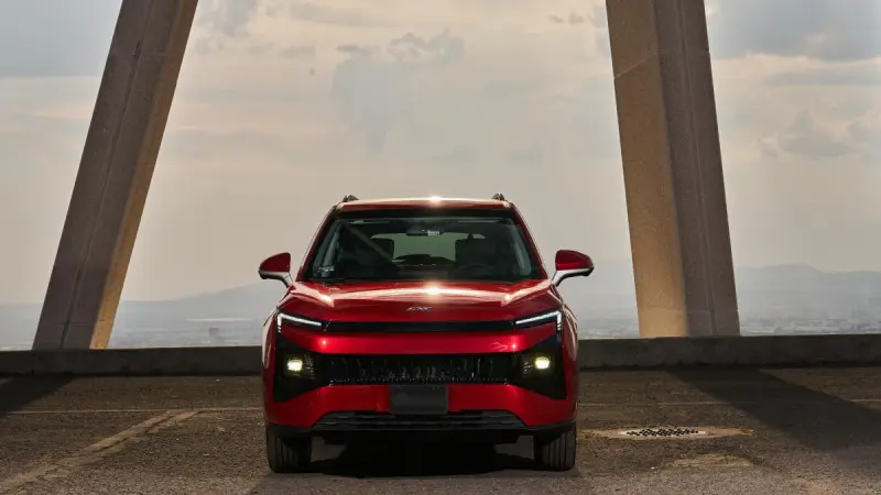 JAC 4 2027, ya está en México: más equipo, más seguridad y nuevo precio