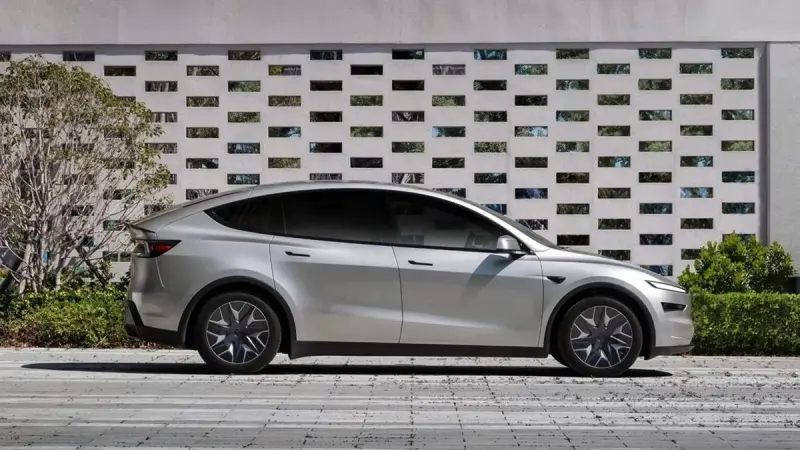 Tesla Model Y L: la nueva versión de tres filas llega a la región ¿la veremos en México?