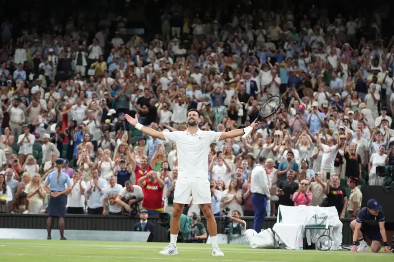 Resultados Wimbledon: Djokovic, Sinner, Gauff y Muchova avanzan a Semifinales