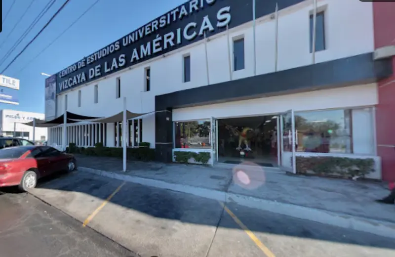 Universidad Vizcaya y Canaco firman convenio para otorgar becas y descuentos a comerciantes y estudiantes