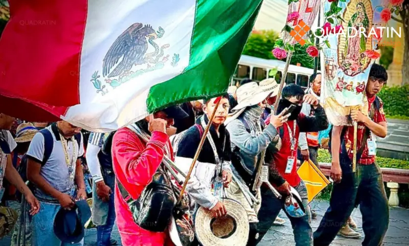 Provoca peregrinación tránsito lento en la autopista México-Querétaro