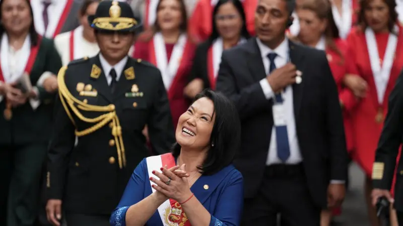 Venezuela felicita a Keiko Fujimori tras asumir la presidencia de Perú