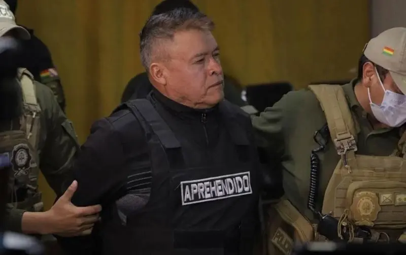 Otorgan arresto domiciliario a Zúñiga en Bolivia