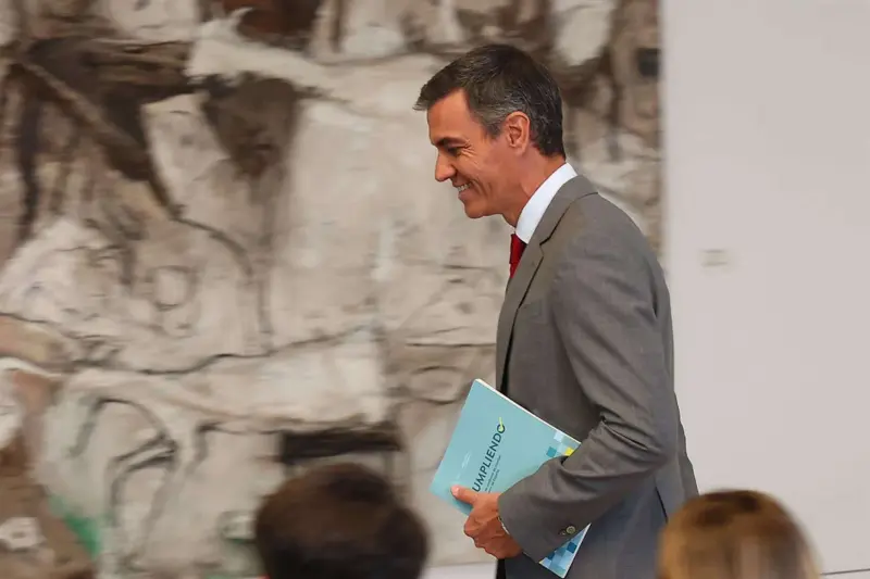 Sánchez eleva la emergencia climática a prioridad nacional, pero descarta contactar al PP