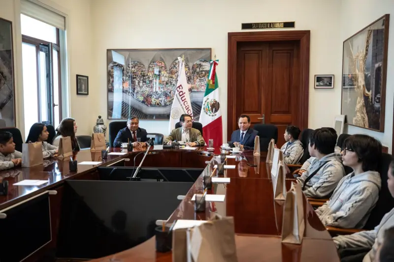 Reconocen a 14 ganadores de Olimpiada del Conocimiento 2026 de Yucatán