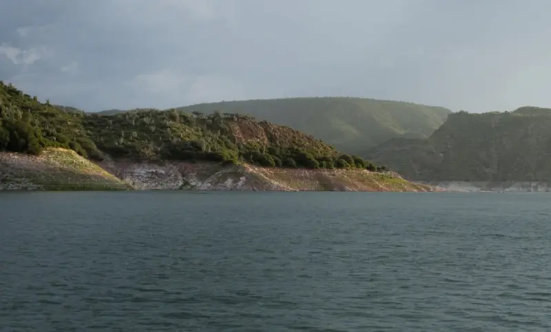 Retoman torneo de pesca en Zimapán tras accidente que dejó 4 muertos