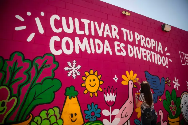 Inauguran huerto educativo en Club de Niños y Niñas de Tijuana; menores cultivarán los alimentos que consumirán