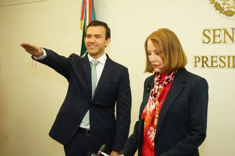 Asume Gabriel Elizondo escaño en el Senado con agenda enfocada en Coahuila