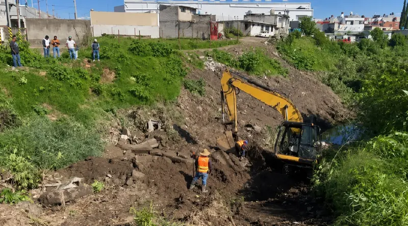 Inician trabajos de limpieza en la colonia México 83 tras inundaciones
