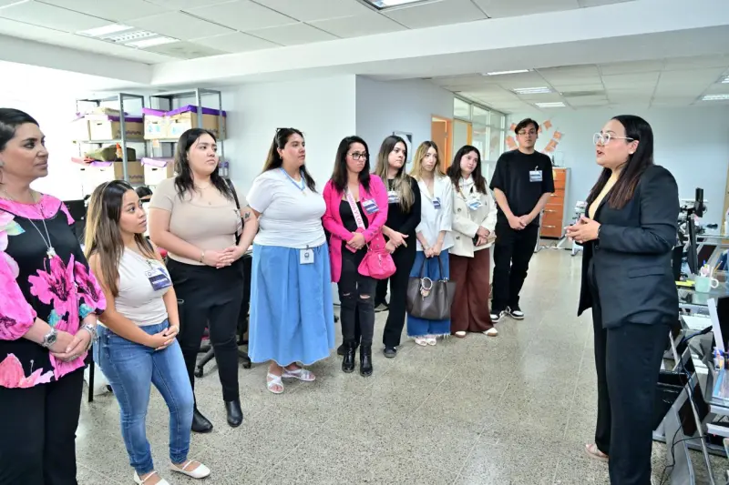 Estudiantes conocen de cerca el trabajo de la Fiscalía potosina