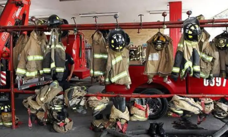 Bomberos buscan apoyo empresarial para cerrar déficit operativo