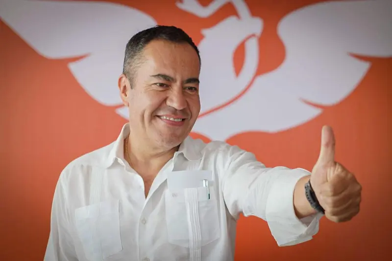 Fustigan a Carlos Herrera 3 regidores, renuncian a MC y se van al PT