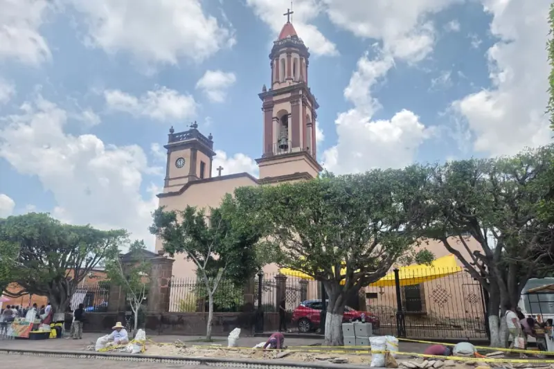 San Juan del Río anuncia rehabilitación de alumbrados, regularización de predios y medidas ante lluvias