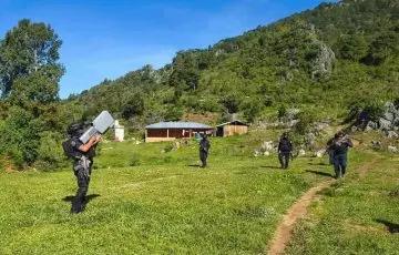 Derriban dron y hallan explosivos tras bombardeos en Chilpancingo