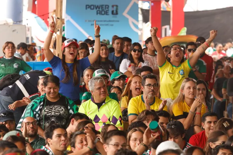 El MéxicQ Zona Fest mantiene el ambiente mundialista y supera los 100 mil asistentes