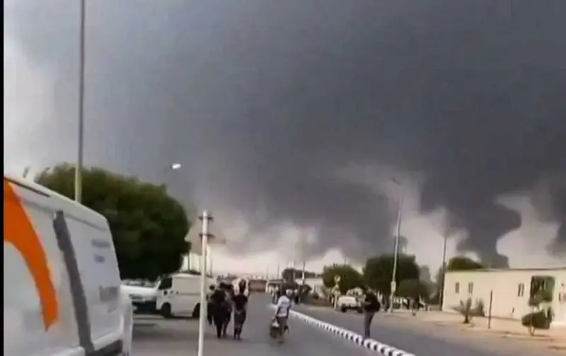 Atacan hutíes con drones petrolera de Arabia Saudita