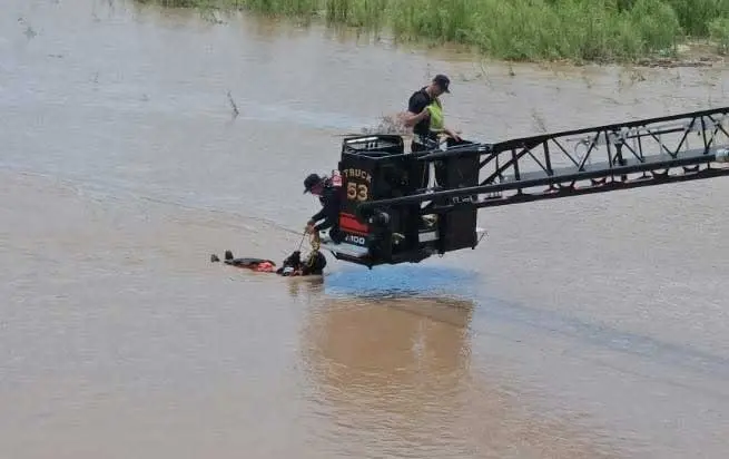 Realizan simulacro de rescates acuáticos en Sunland Park