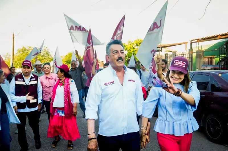 Regresa Lamarque a colonia donde inició recorridos con López Obrador