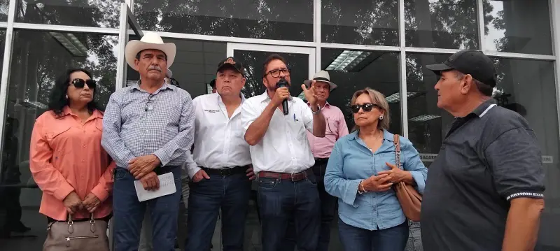 Agricultores suspenden protesta tras acuerdos con Sader; esperan apertura de plataforma y pago de apoyos