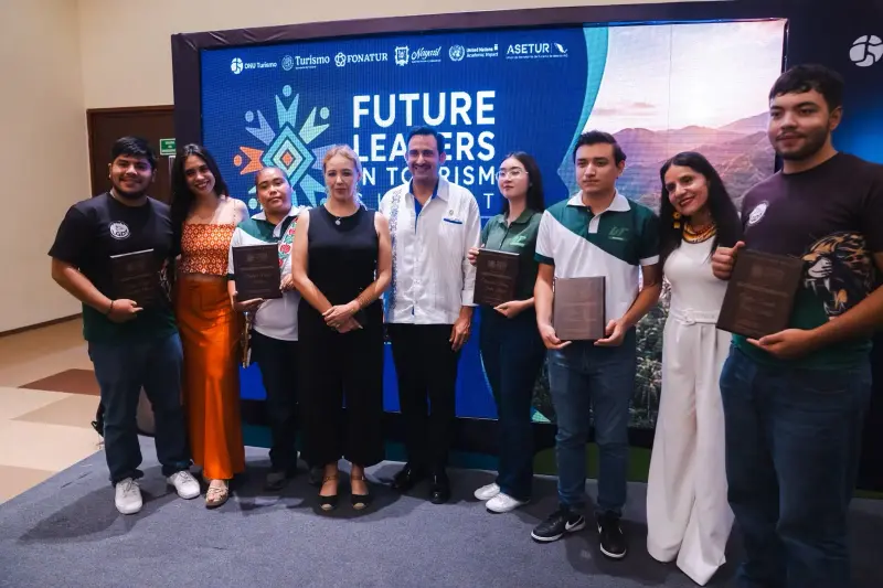 Nayarit reúne a más de 1,200 estudiantes en encuentro internacional sobre liderazgo turístico
