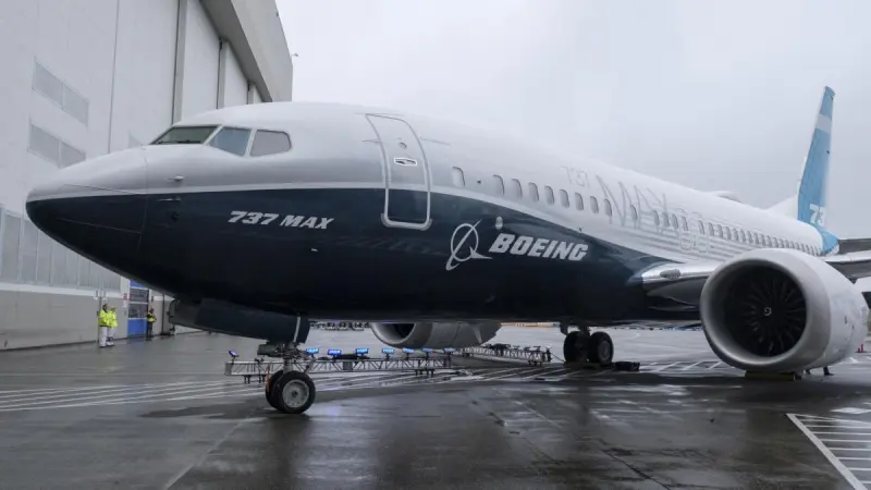 Boeing obtiene la certificación del 737 MAX 7 tras siete años de retrasos de la FAA
