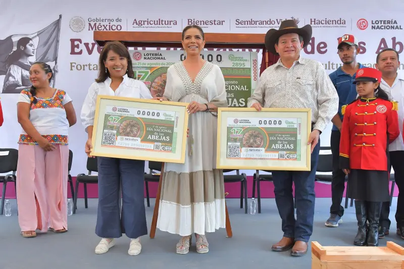 Conmemoran el Día Nacional de las Abejas con billete de Lotería y apoyos a meliponicultoras mayas