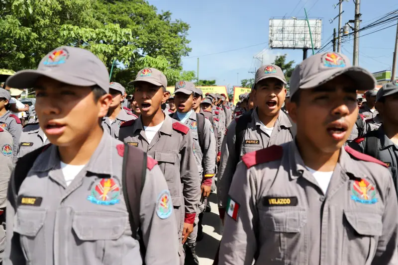 Garantiza Nuevo León continuidad de Prepas Militarizadas tras reunión con la SEP