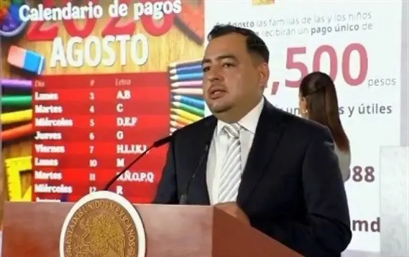 Inicia reparto de 16.7 mil mdp para útiles escolares