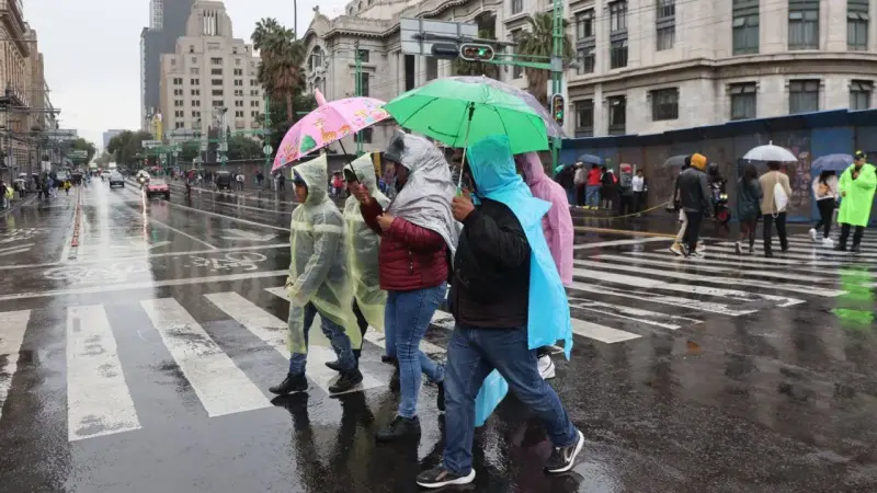 ¿A qué hora llegará la lluvia a CDMX? Alertan por granizo y fuertes vientos