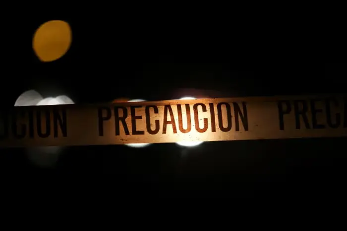 Cinco civiles armados murieron tras enfrentarse con policías en Zacatecas, mientras autoridades desplegaron un operativo para localizar a más agresores luego de dos ataques contra corporaciones de seguridad en menos de 12 horas