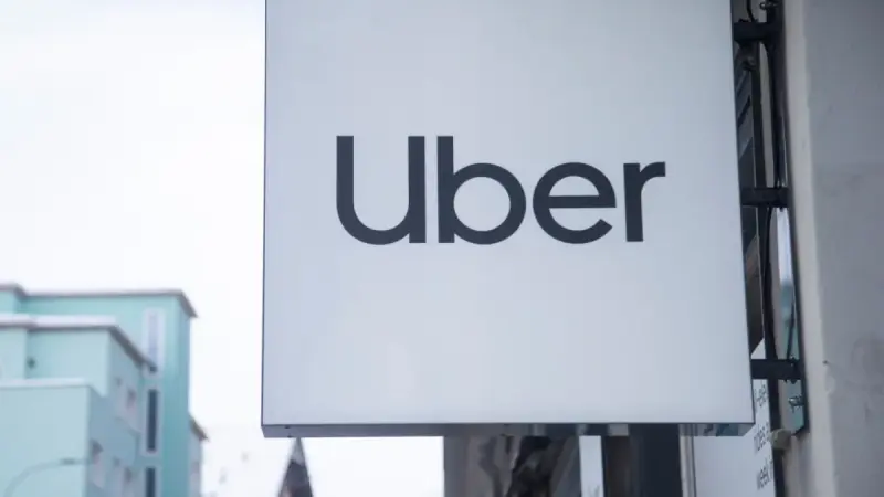 Uber anuncia inversión en Galgo para expandir el financiamiento de motos en América Latina