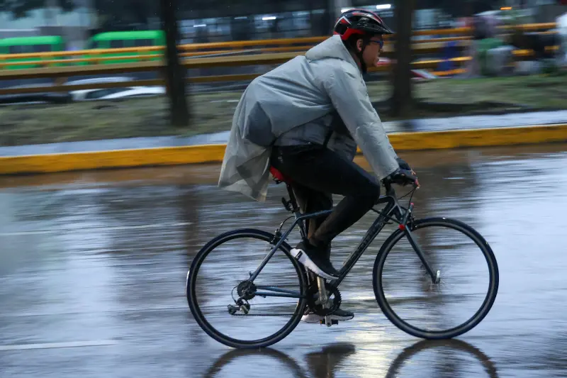 ¡Alerta por lluvias! Monzón y ondas tropicales provocarán tormentas intensas este viernes