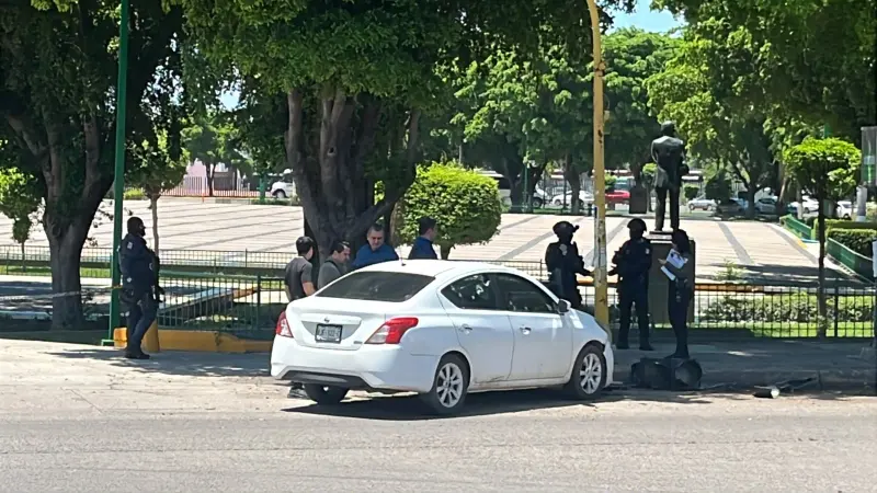 Atacan a balazos a 2 hombres cerca de Palacio de Gobierno en Culiacán