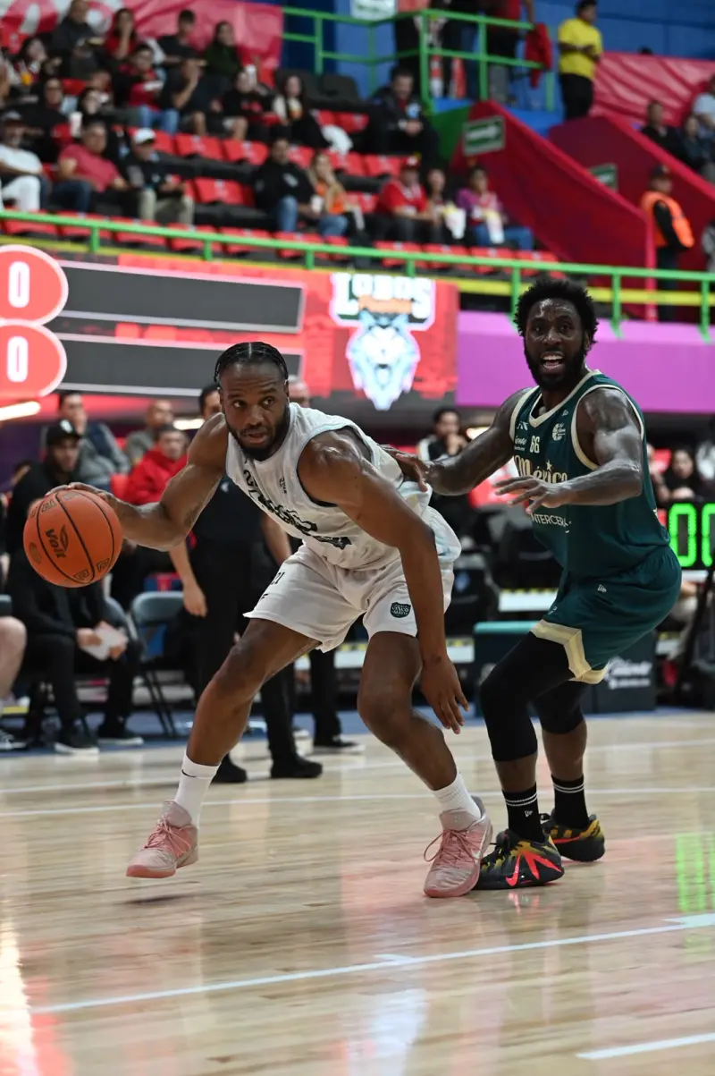 Roba Lobos Puebla el triunfo a Diablos Rojos en la LNBP