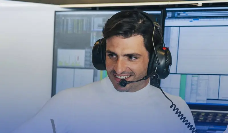 Sainz explica el salto de Alonso: Aston Martin ya juega otra liga