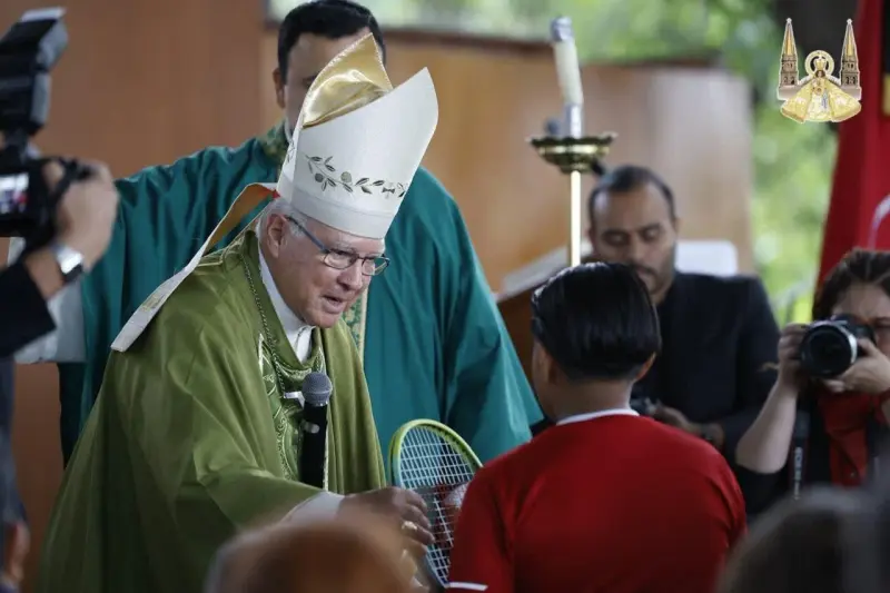 Cardenal Robles expresa cercanía con familias de personas desaparecidas