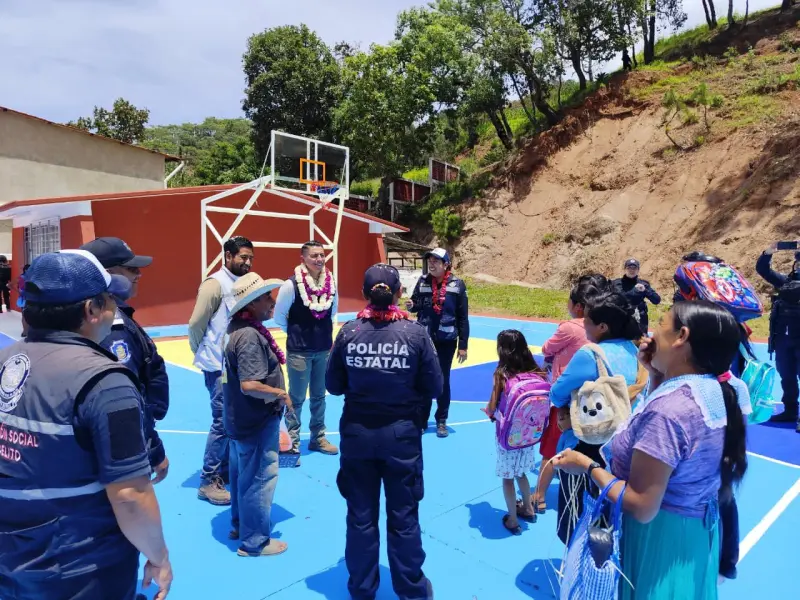 Recuperan espacios escolares en Tula, Chilapa
