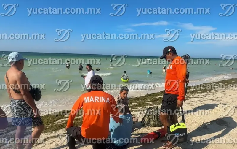 Marina auxilia a tres personas durante Operación Salvavidas “Verano 2026” en Progreso