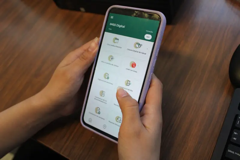 IMSS Querétaro promueve app para agilizar trámites y consultas