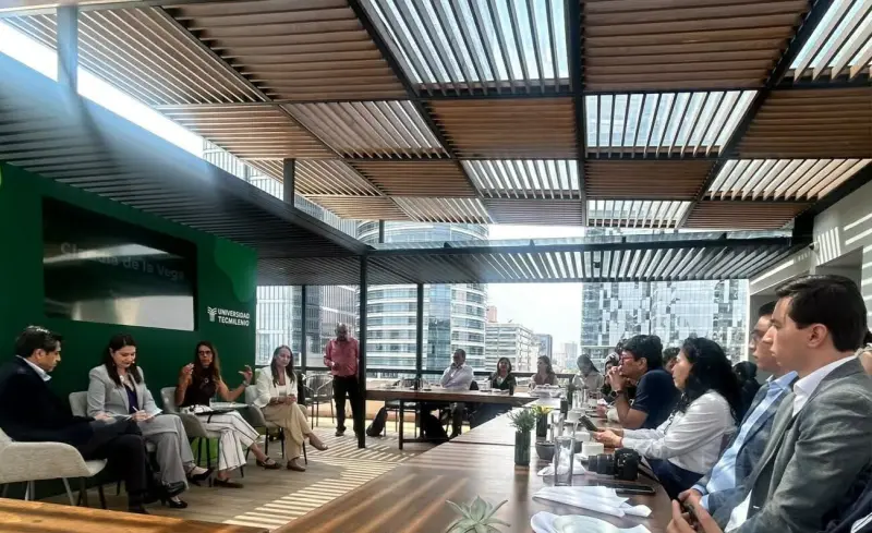 Universidades en México enfrentan el reto de formar talento para un mercado laboral que cambia