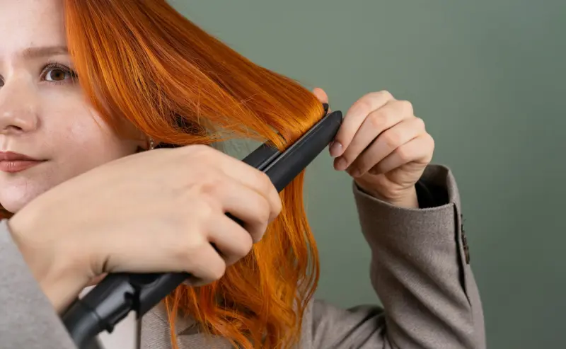 Remington Curl &amp; Straight Confidence: la plancha de 60 euros que alisa, riza y ondula el pelo
