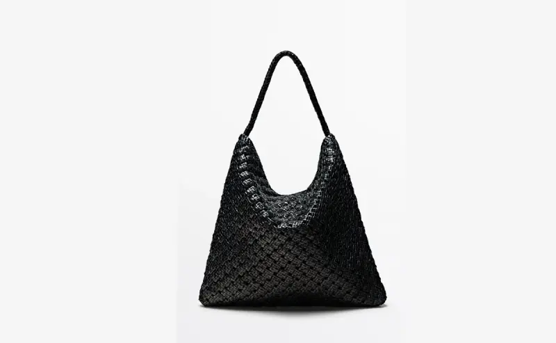 El bolso trenzado de piel napa de Massimo Dutti que convierte cualquier look en un estilismo especial