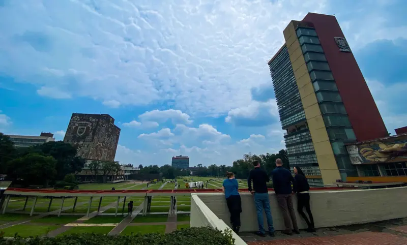 Distribuye UNAM a 58 mil 783 aspirantes en 4 sedes; una, el Palacio