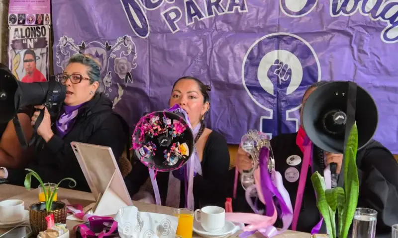 Denuncian agresiones colectivas feministas en Querétaro