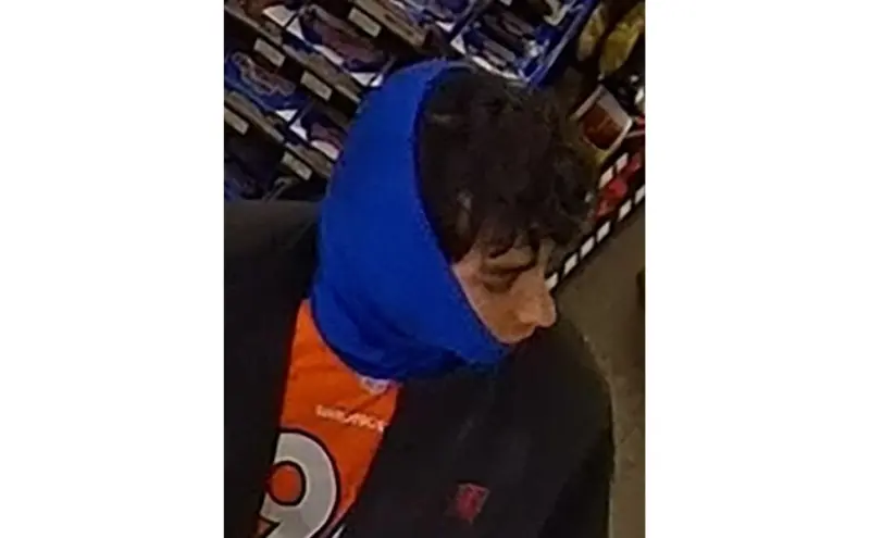 Buscan al que asaltó gasolinera a punta de pistola en Socorro