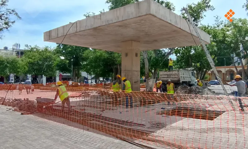 Inicia construcción de nuevo kiosco en el Zócalo de Iguala