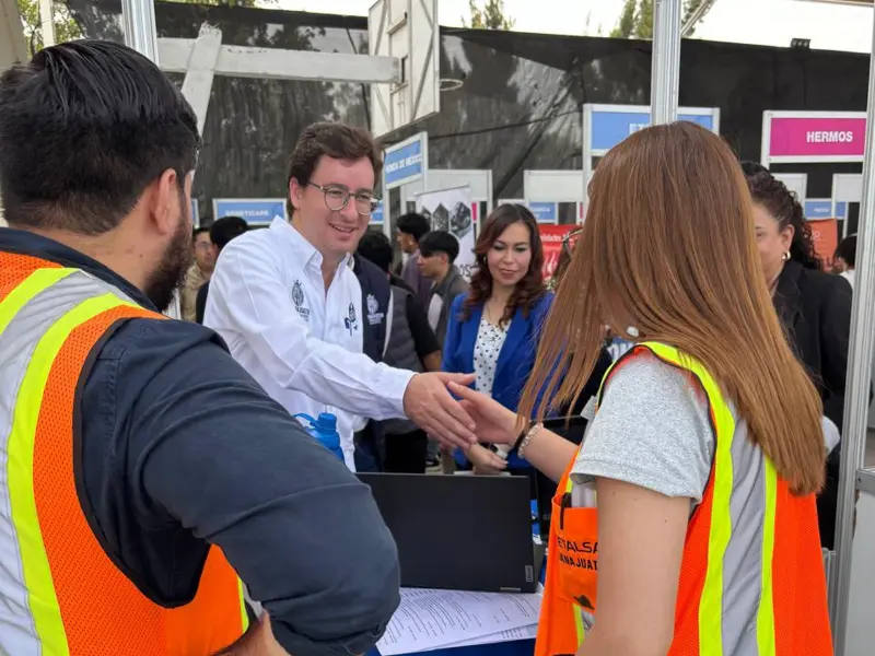 Acercan más de 770 oportunidades laborales a jóvenes de Celaya