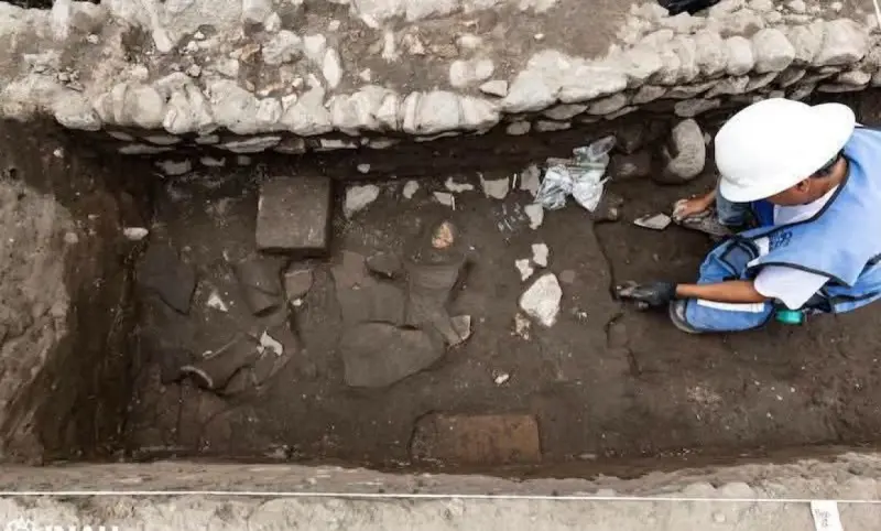 Descubren palacio tolteca y 19 entierros durante obras en Hidalgo